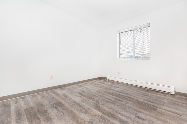 Building Photo - Northern Place Apartments