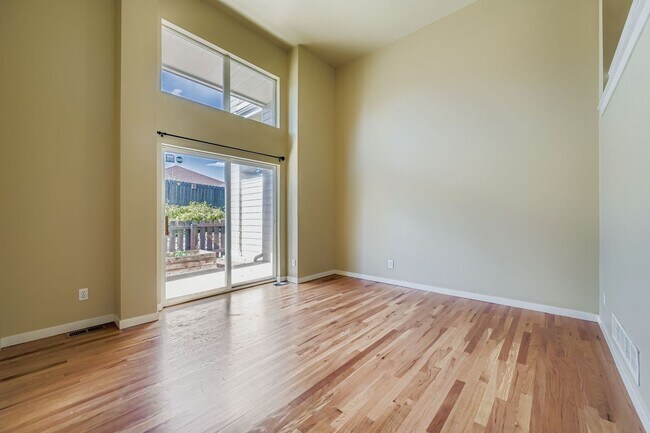 Building Photo - Charming 3-Bedroom Home in Prime Boulder L...