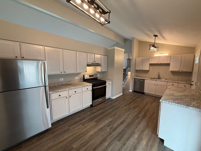 Foto del edificio - 109 Hickory Dr