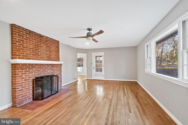 Foto del edificio - 4118 Burke Station Rd
