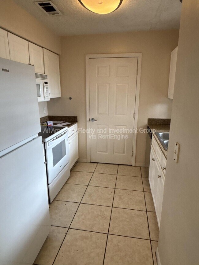 Foto del edificio - 4274 Calinda Ln