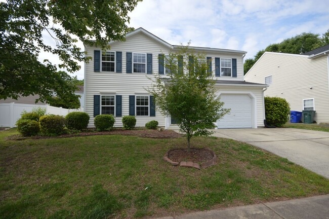 Photo - 404 Hanson Rd House