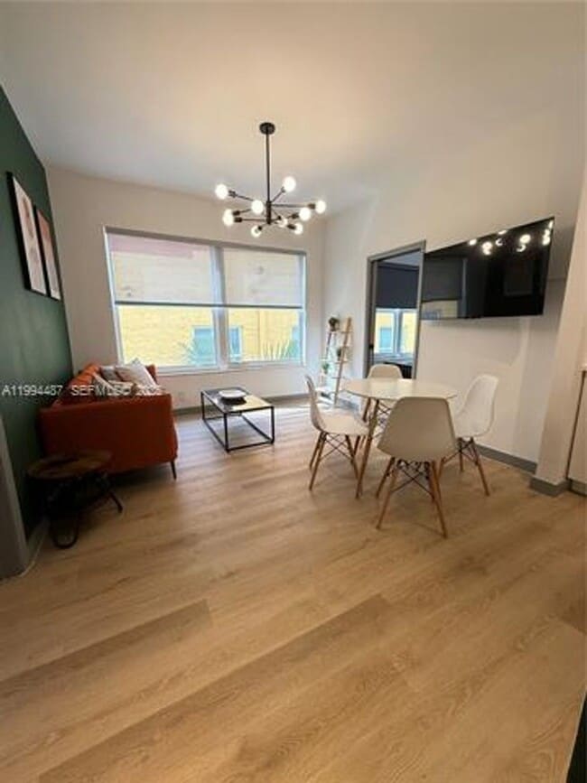 Photo - 1320 Drexel Ave cu-302 Apartment