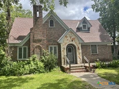 Primary Photo - 210 E Cedar St