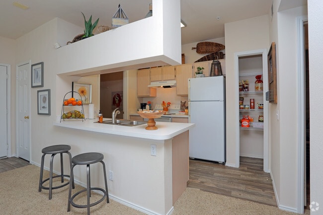 1BR - 793 SF - Kitchen - Prairie Springs