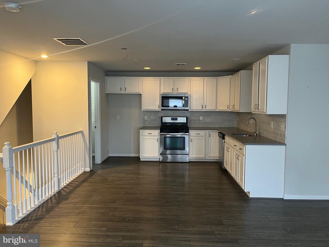 3007 Cloverdale Ave, Pennsburg, PA 18073 Townhome Rentals in Pennsburg PA