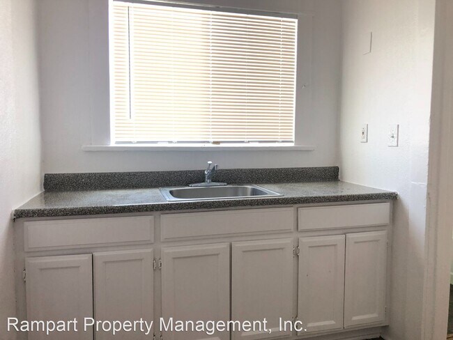 Foto del edificio - 310 S Alvarado St