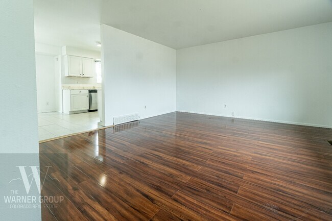 Foto del edificio - 1269 Cree Dr