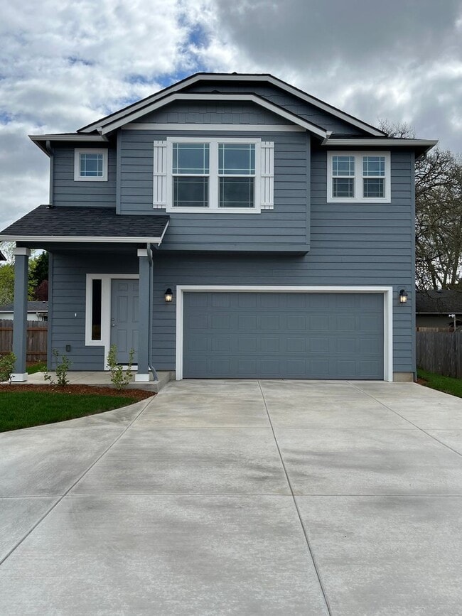 3-bedroom 2-1/2 bathroom home - 3-bedroom 2-1/2 bathroom home