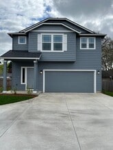 Building Photo - 1683 Dotie Dr