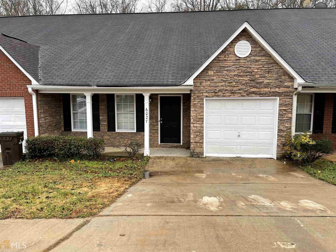 Primary Photo - 6027 Creekerton Blvd