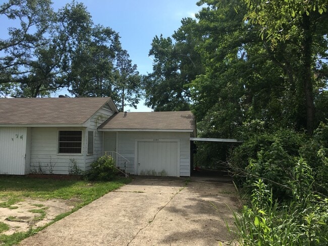 Building Photo - 4 Bed 2 Bath - Secluded at I-20 & Hwy 167