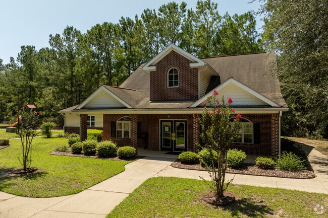 Leasing Office - The Pines at Willowbrook