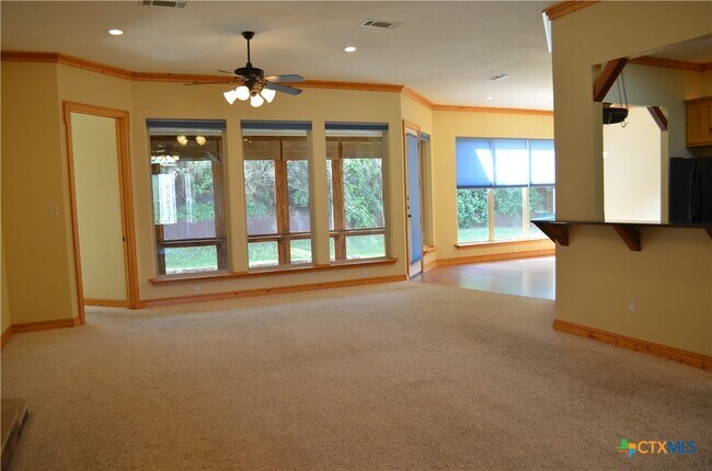 Foto del edificio - 1804 Iron Jacket Trail