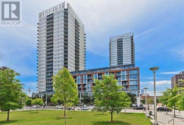 Photo du bâtiment - 170 Sumach St