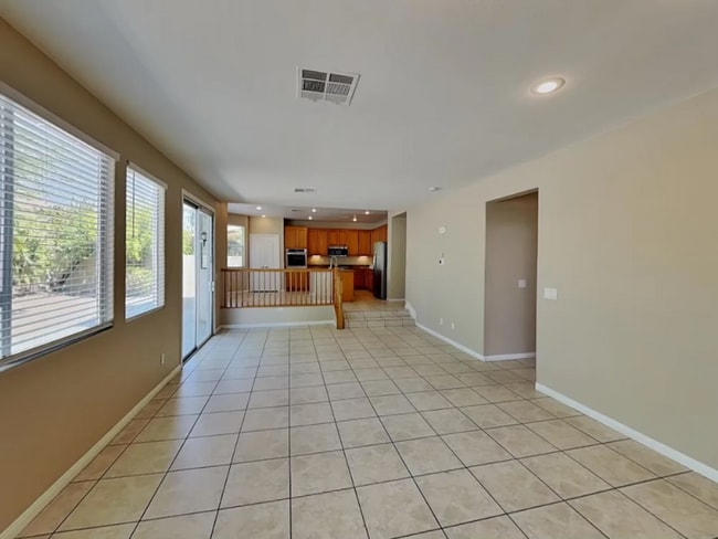 Building Photo - 816 Golden Poppy St