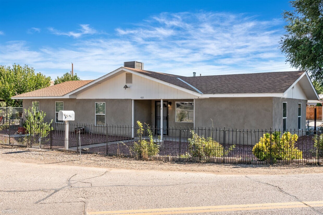 Primary Photo - 4 br, 2 bath House - 432 Aniceto Road Nort...