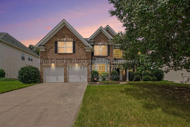 Foto del edificio - 7864 Whispering Wood Dr