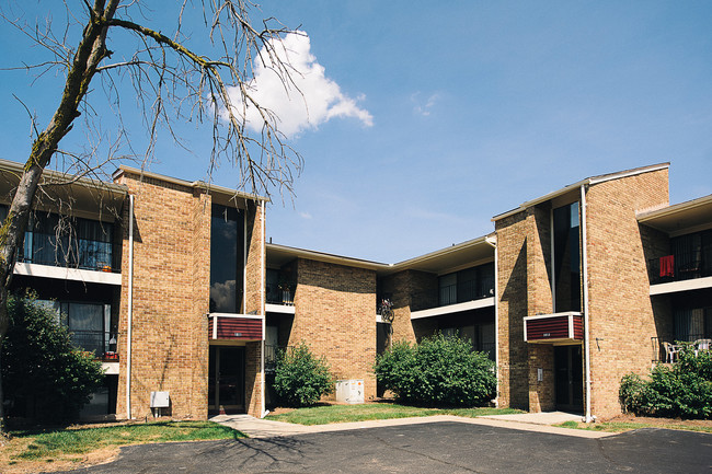 Building Photo - Hawthorne Hills Apartments