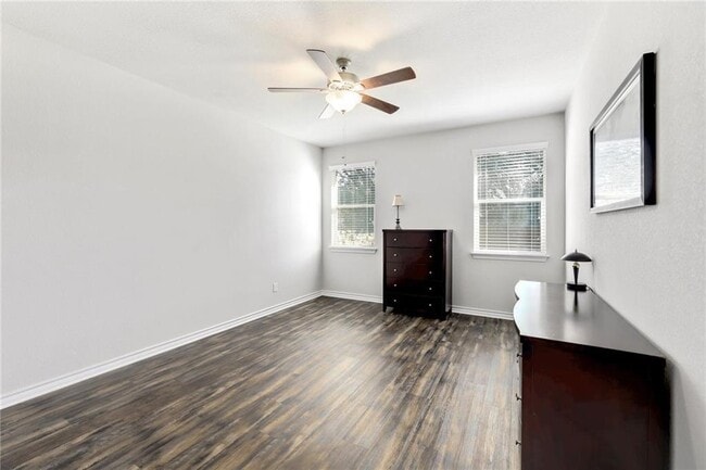 Building Photo - 204 Tulum Ter