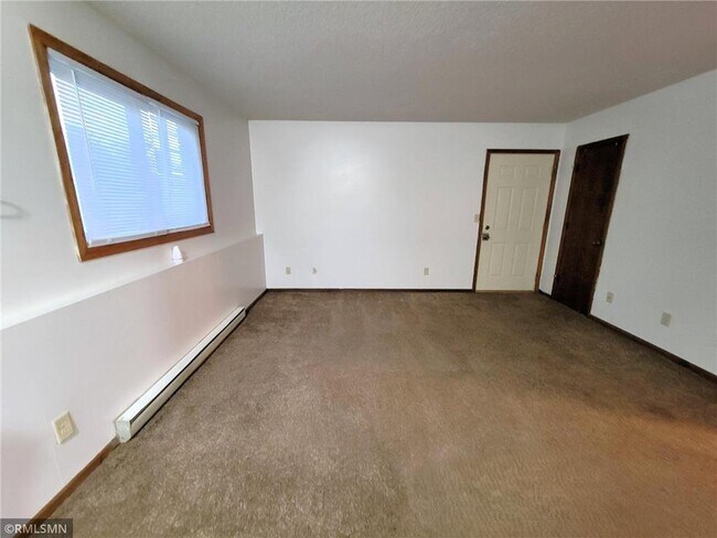 Foto del edificio - 1325 Henry St