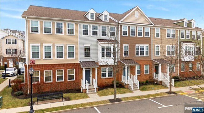 Foto del edificio - 56 Wesmont Drive