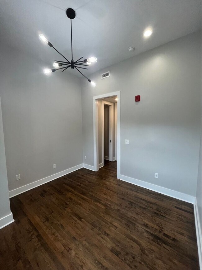Foto del edificio - 312 N 2nd St