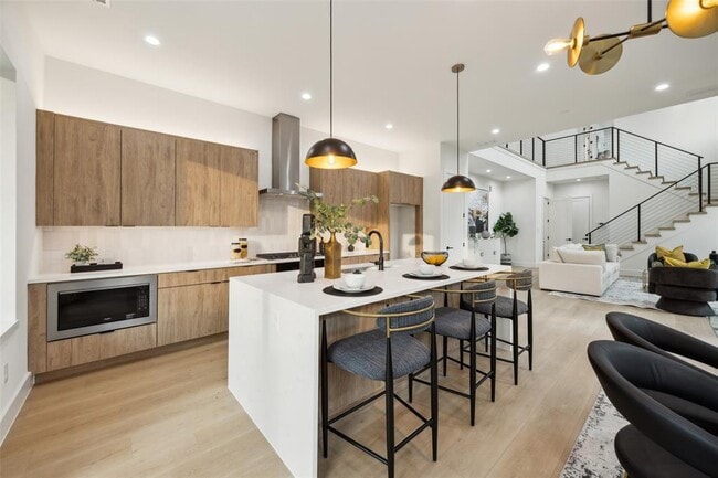 Photo - 5217 Lindsley Ave House