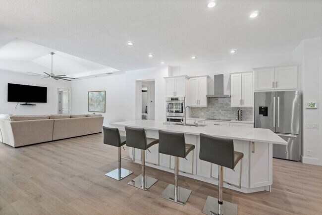 Foto del edificio - 8369 SE Island Way
