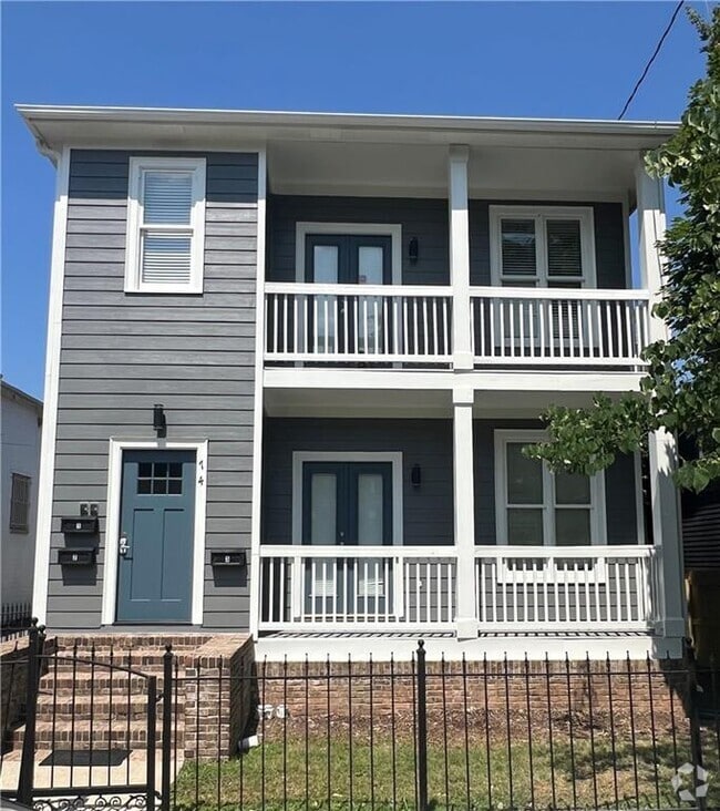 Building Photo - 74 Hogue St NE
