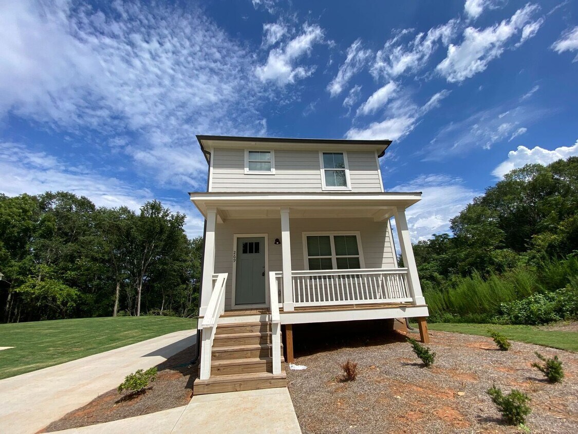 Foto principal - PRE-LEASING FOR AUGUST 2026! NEW CONSTRUCT...