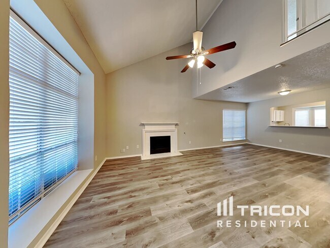 Foto del edificio - 1534 High Pointe Ln