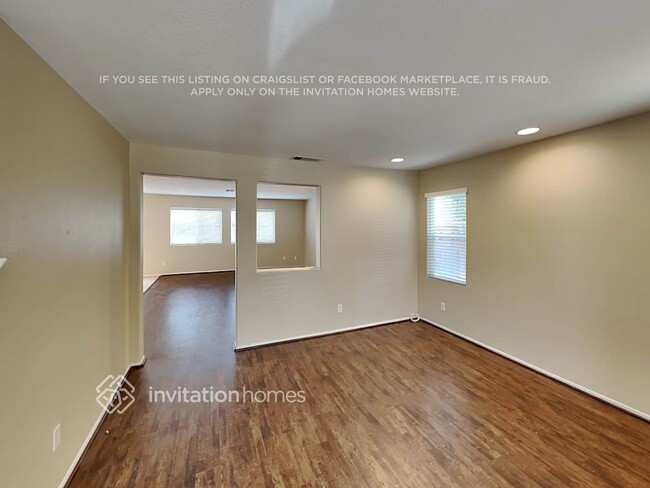 Foto del edificio - 38356 Whisper Oaks Rd