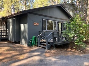 Building Photo - 2333 Sky Meadows Ct