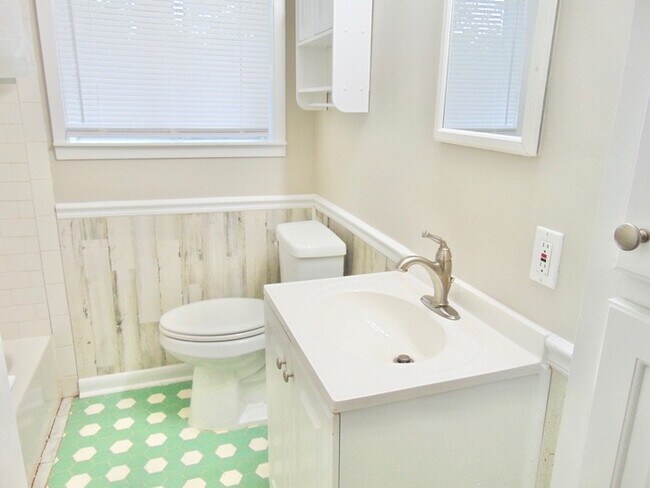 Foto del edificio - Beautiful 3 Bedroom Home