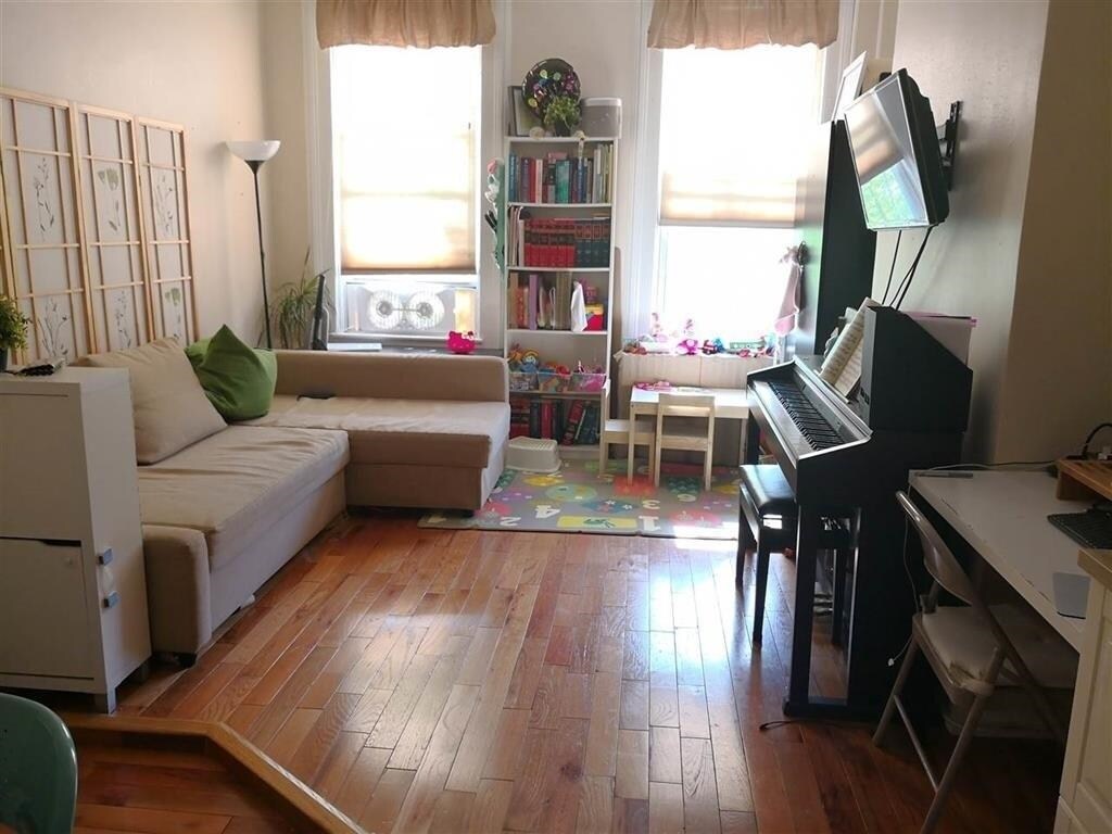 126 Madison St Unit 3, Hoboken, NJ 07030 Condo for Rent in Hoboken