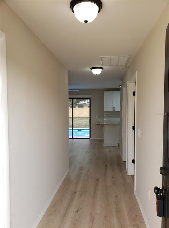 Foto del edificio - 4284 Everett Ave