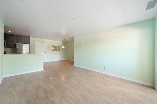 Foto del edificio - 7254 Vassar Ave