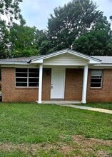 Building Photo - 2605 Talbert St