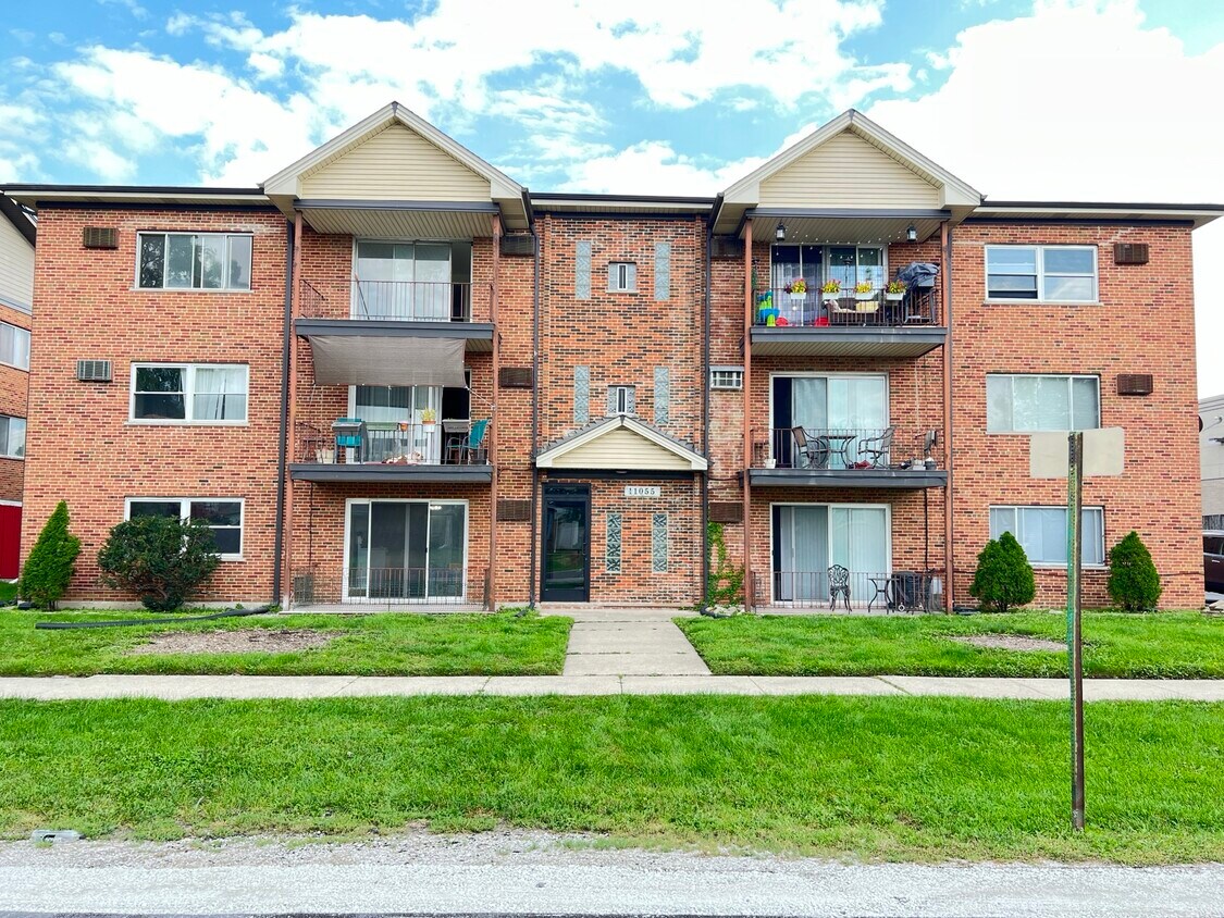 Foto principal - 11055 S Nagle Ave