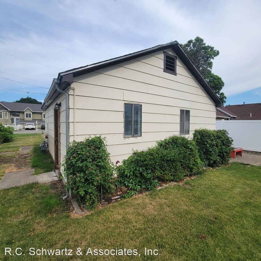 Foto principal - 1 br, 1 bath House - 3327 N Woodruff Rd.