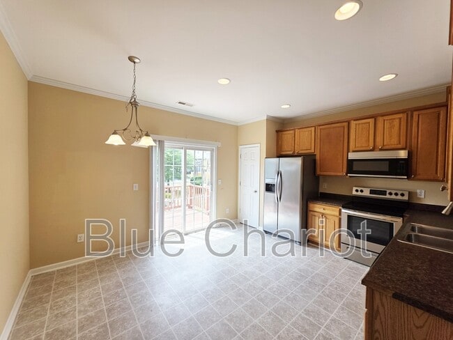 Building Photo - 650 Ganyard Farm Way