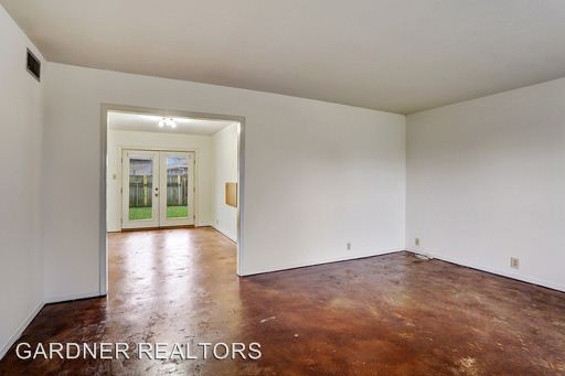 Foto del edificio - 3100 Jodie Pl