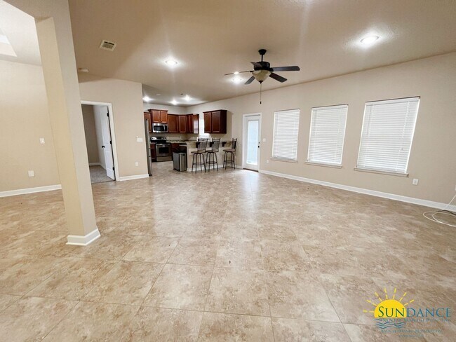 Foto del edificio - Stunning 4 Bedroom Home in Crestview!