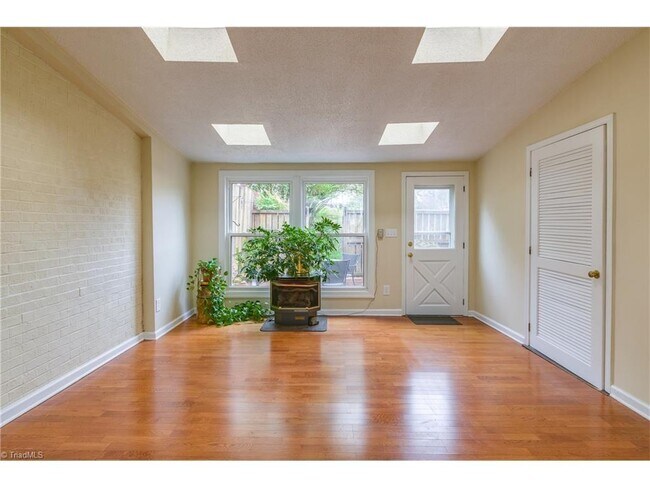 Foto del edificio - Cozy Home in Sherwood West