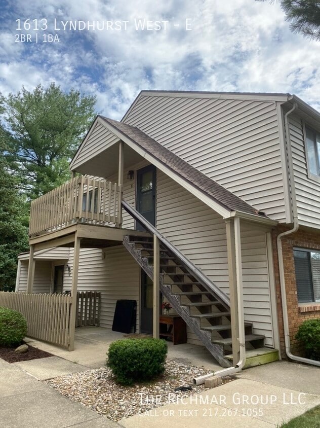 Primary Photo - Great 2BR Savoy condo by theater, Schnucks...