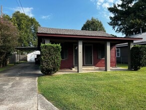 Building Photo - 202 St Michael St