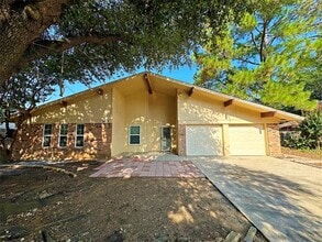 Building Photo - 3404 Elgenwood Trail
