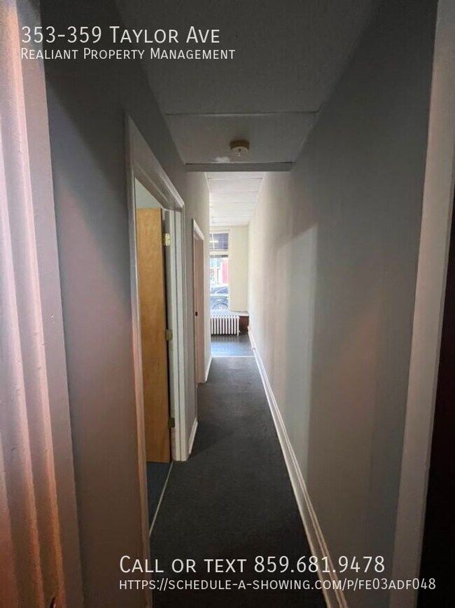 Foto del edificio - 353-359 Taylor Ave-