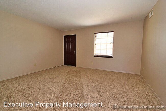 Building Photo - 3126 Themis St